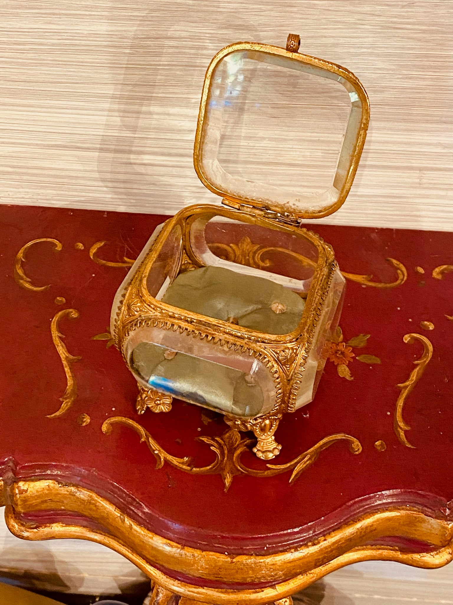 French Antique Glass Jewelry Box, Hexagonal 3.5 | La Maison de Belasyse French Antique Glass Jewelry Box, Hexagonal 3.5 | La Maison de Belasyse