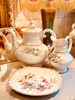 Load image into Gallery viewer, Vintage porcelain coffee and milk set
