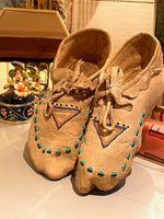 Load image into Gallery viewer, Antique Native American Moccasins
