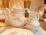 Load image into Gallery viewer, Vintage porcelain coffee and milk set
